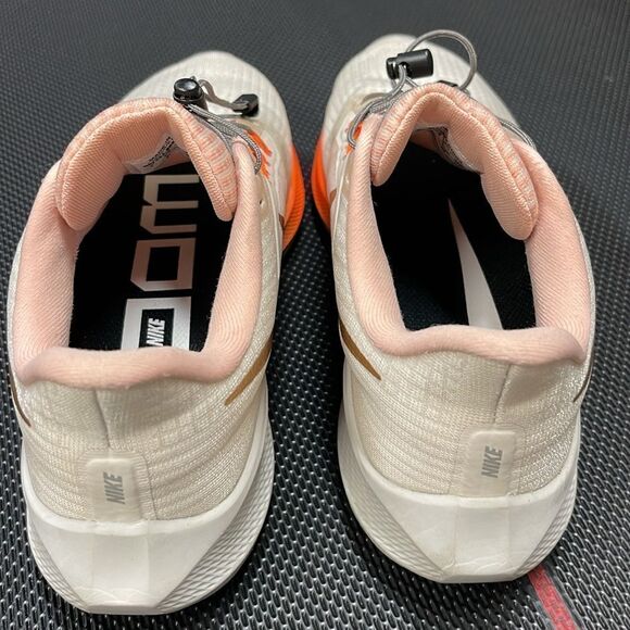 - Nike Air Zoom Pegasus, Women’s Size 7 - Picture 3 of 8